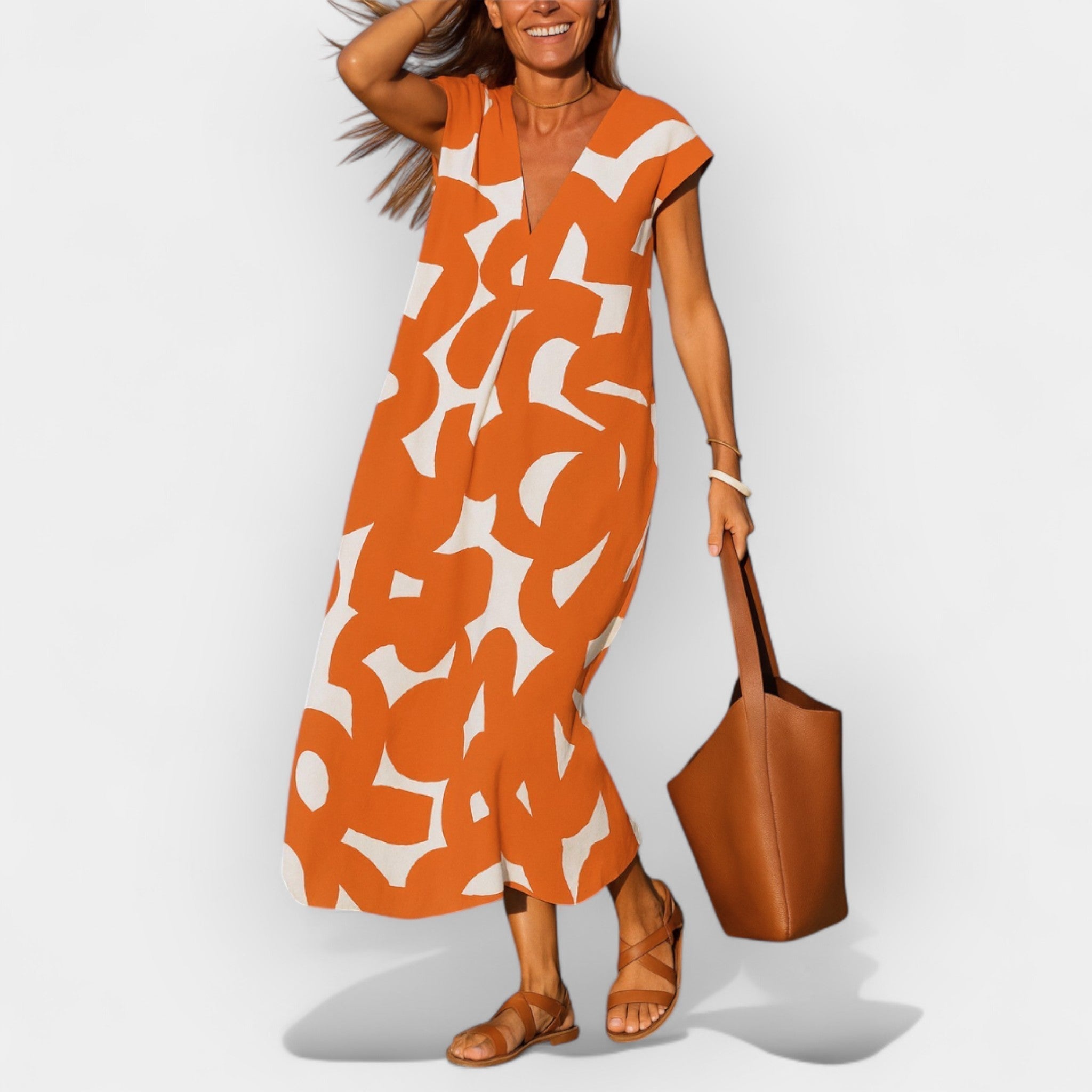 Prozračno haljina s V-izrezom i modernim dizajnom